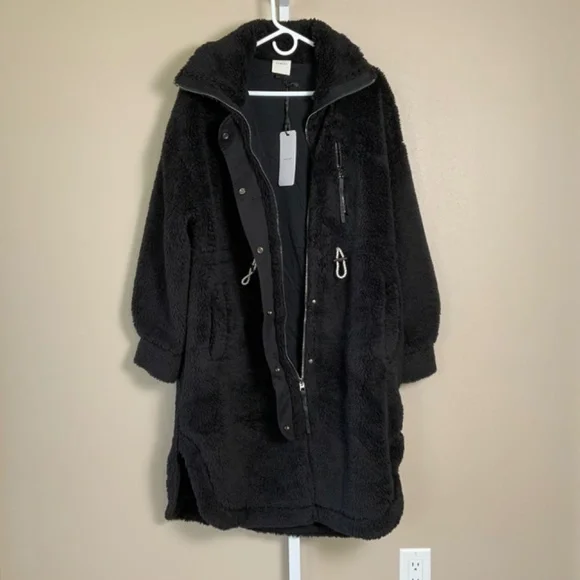 NWT Black Sherpa VARLEY Jones Coat - Picture 14 of 16
